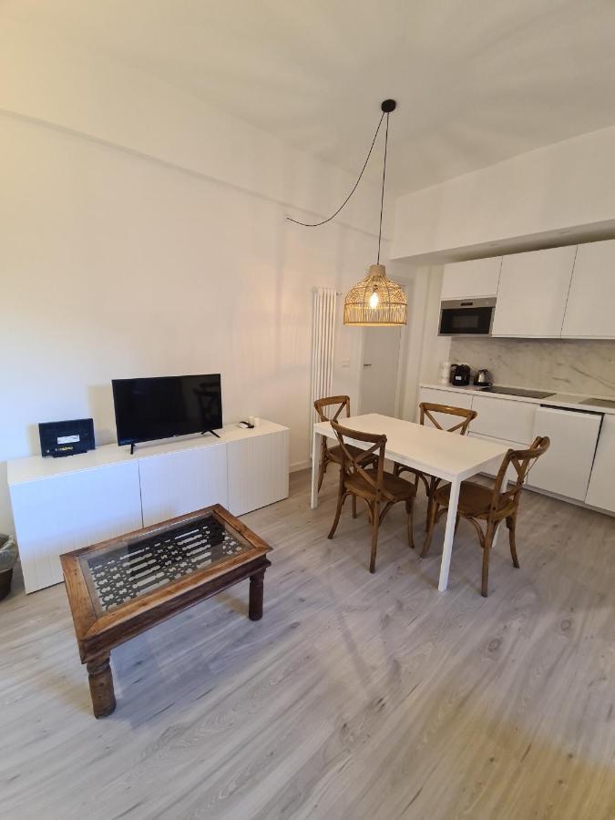 Appartamento Elegante A Rapallo By Portofinovacanze Bagian luar foto