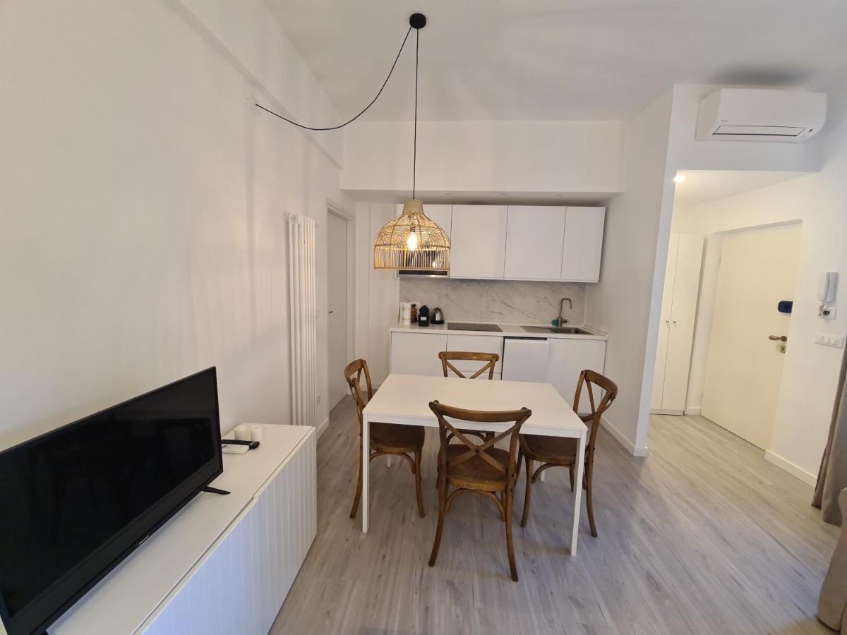 Appartamento Elegante A Rapallo By Portofinovacanze Bagian luar foto